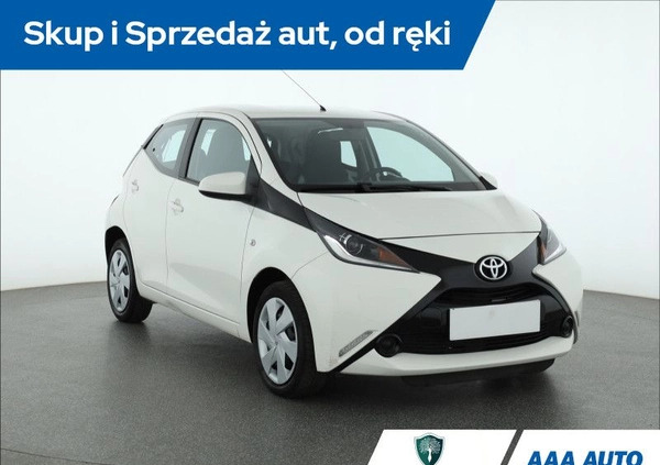 Toyota Aygo cena 37000 przebieg: 61479, rok produkcji 2016 z Skawina małe 211